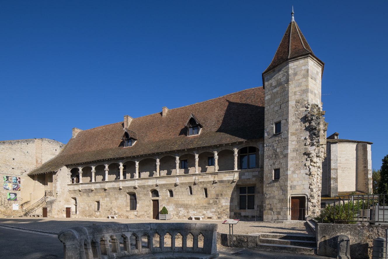 façade chateau